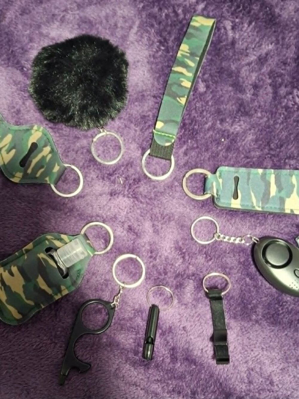 NWOT Green Camo Safety Keychain w/Alarm